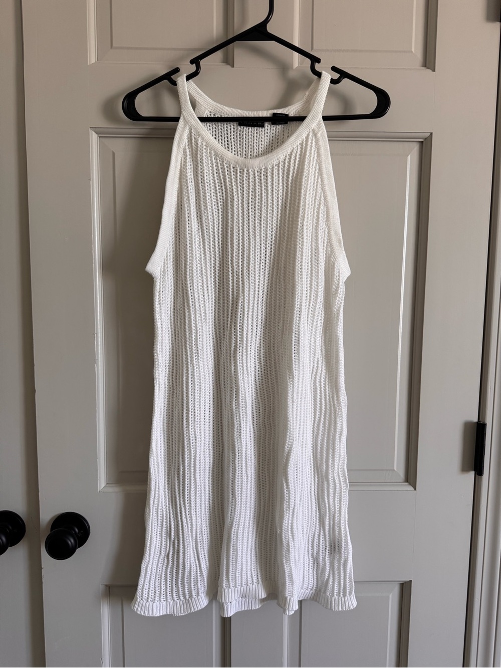 Tahari loose knit swim cover XL